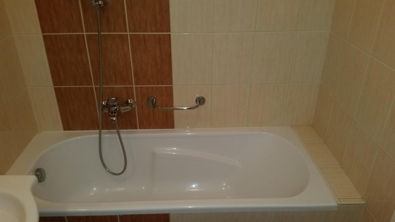 Hotel Sormester Сарваш Екстер'єр фото